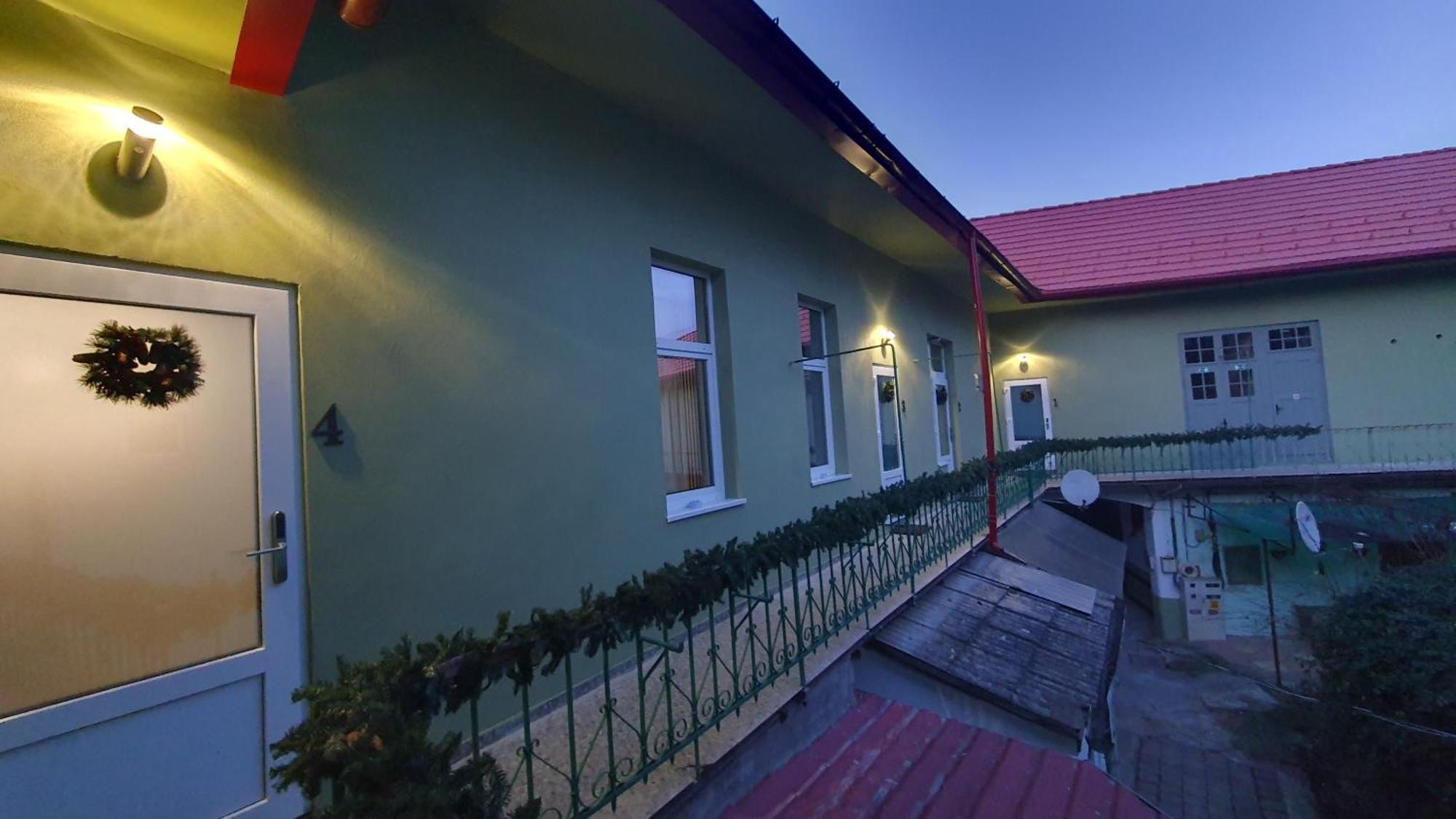 מלון Casa Basarab בראשוב מראה חיצוני תמונה